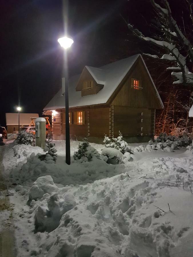 Vodenica Vrelo Chalets Vrelo Koreničko エクステリア 写真